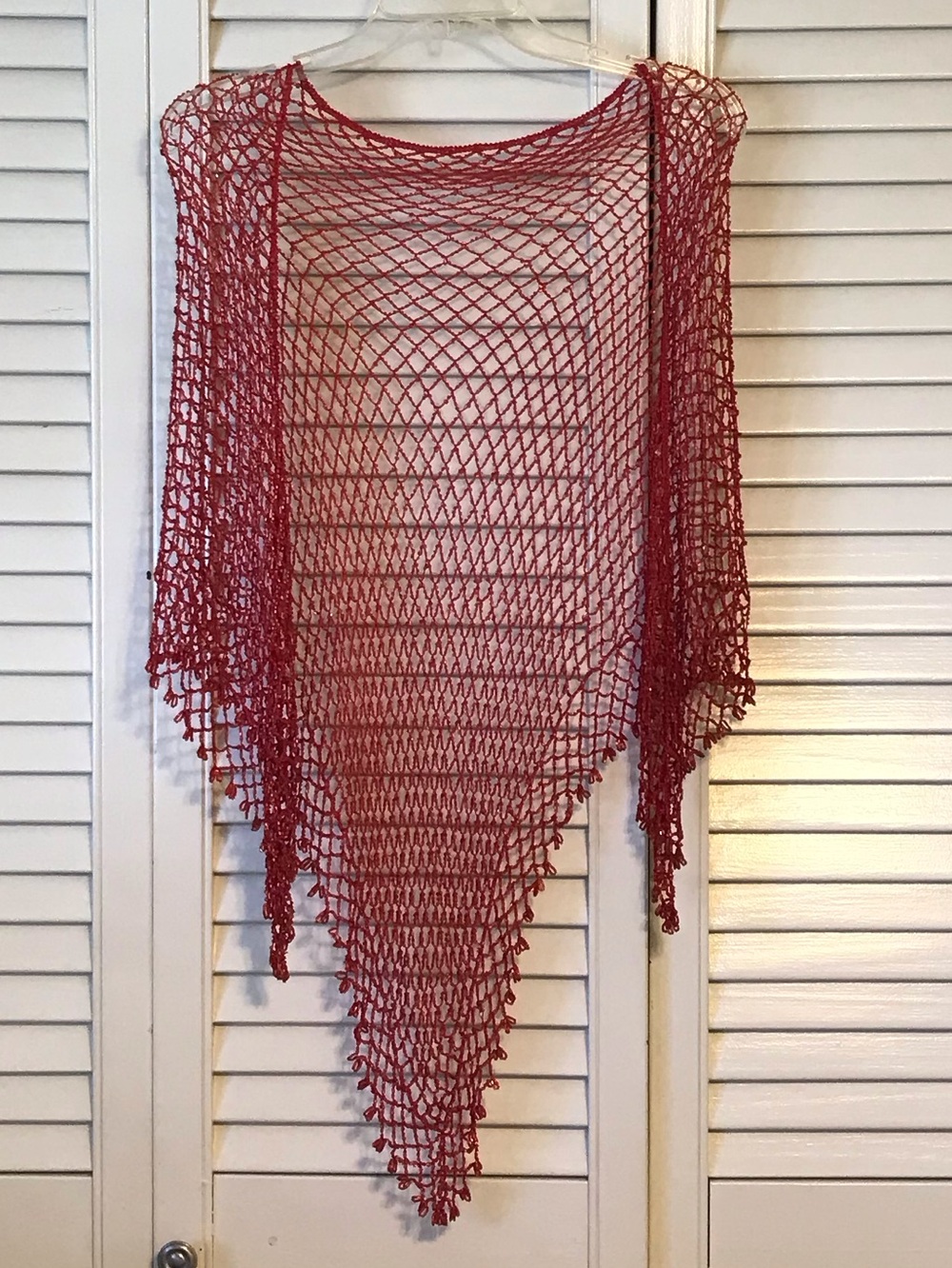 Open Knit Triangle Mesh Poncho in Dusty Rose